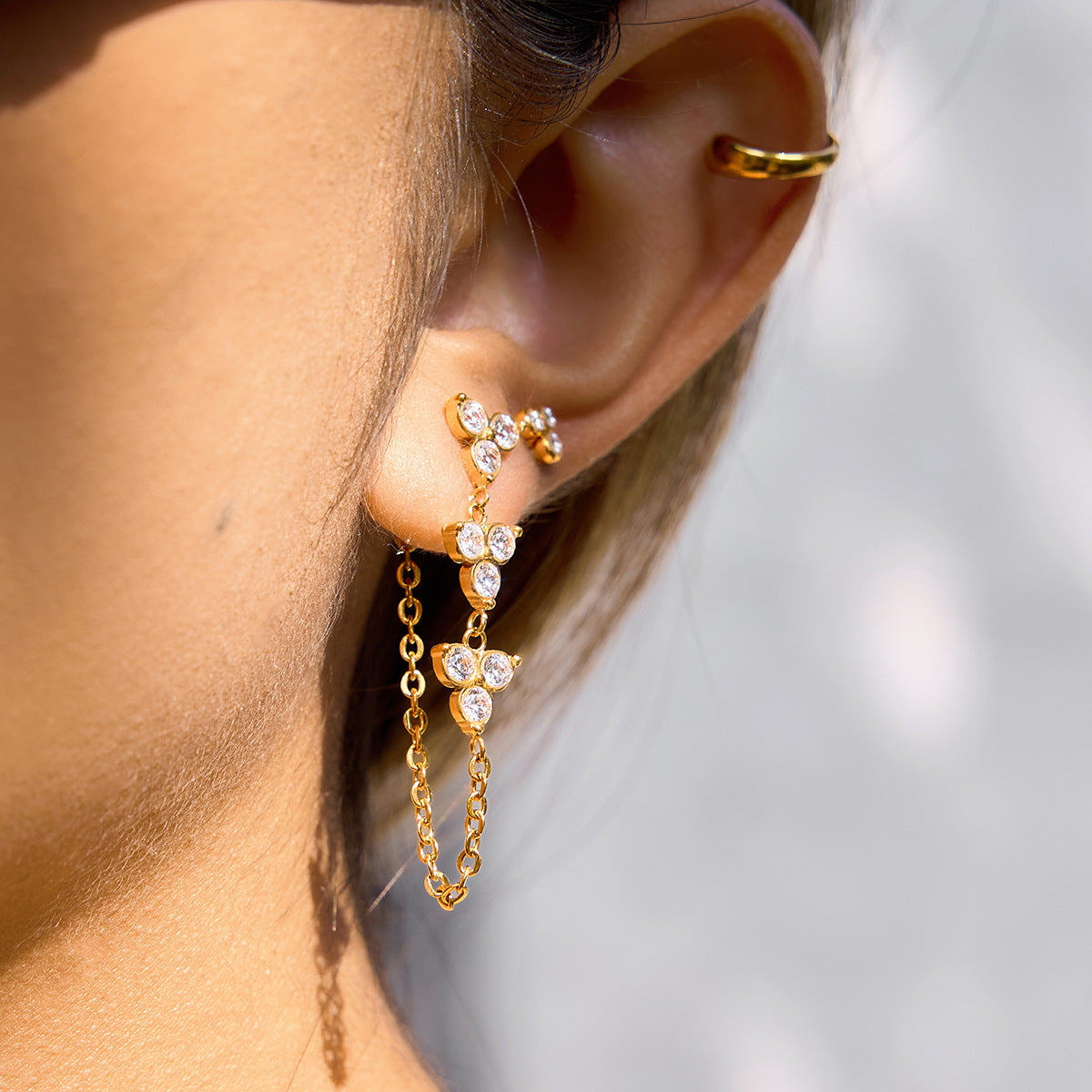 Minimalist White Zircon Floral Drop Earrings – 18K Gold Tone Elegance