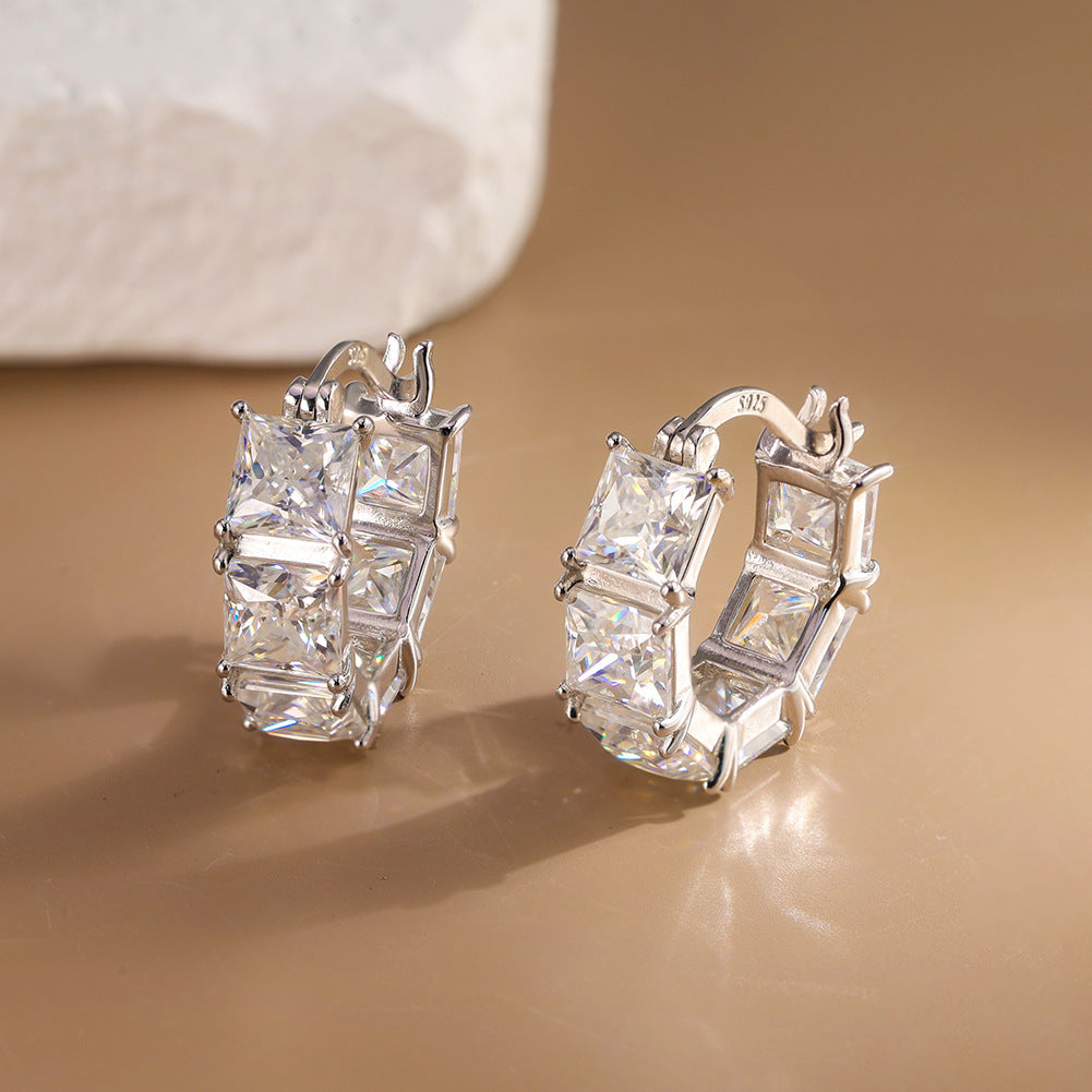 Elysia Full Pavé Moissanite Hoop Earrings – S925 Sterling Silver