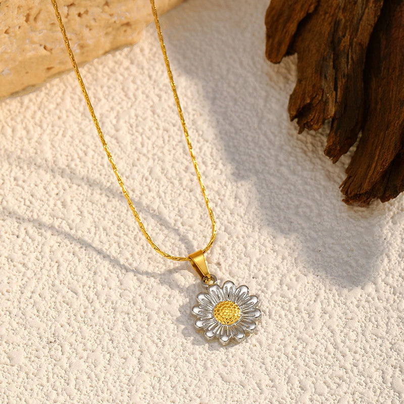 Boho Sunflower Pendant Necklace