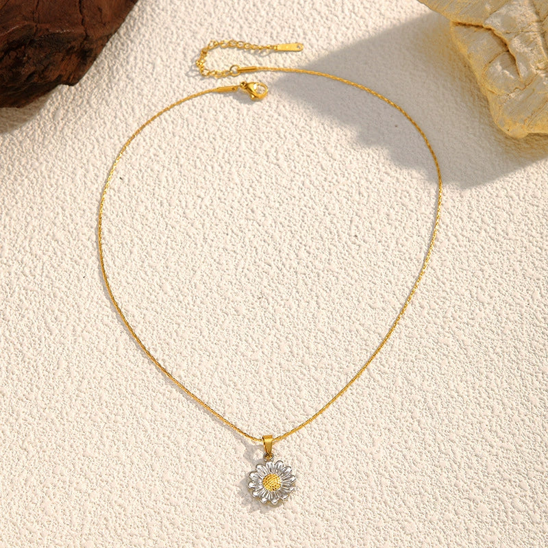Boho Sunflower Pendant Necklace