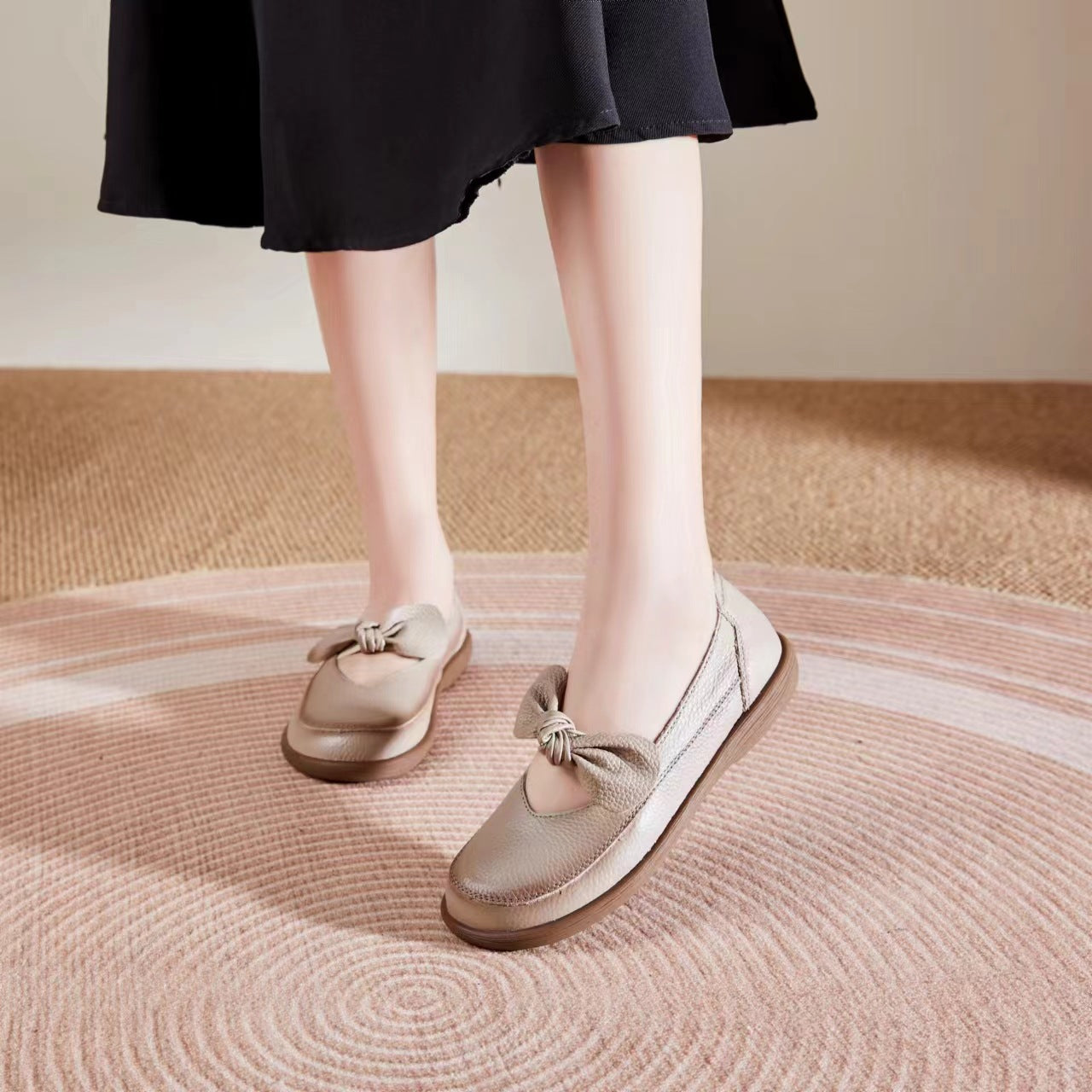 Adiffu Flat Round Head Soft Sole Top Layer Bow Flat Shoes