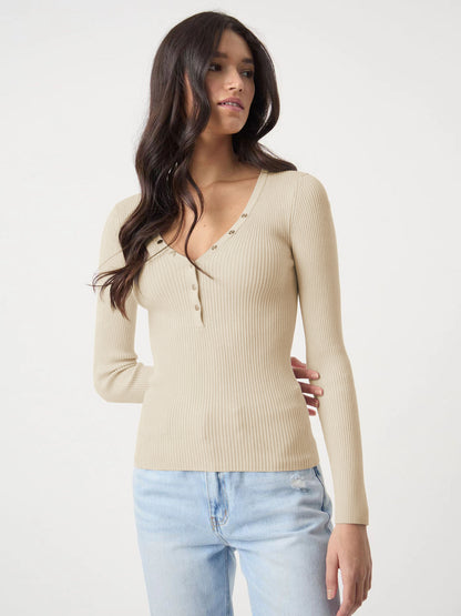 Adiffu Ribbed V-Neck Buttoned Slim-Fit Long Sleeve Tee for Women – Stretchy Casual Basic Layering Top, Figure-Flattering Rib Knit T-Shirt