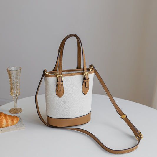 Adiffu Trendy Bucket Bag With Beautiful Design
