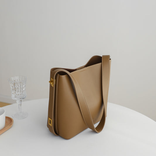 Functional Bucket-Shaped Mother-and-Child Bags