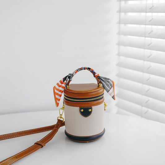 Adiffu Fashionable Barrel-Type Handbag