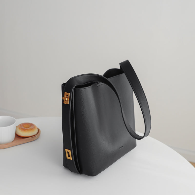 Functional Bucket-Shaped Mother-and-Child Bags