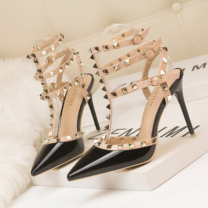 Roman Fashion Hollow High-Heeled Sandals