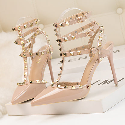 Roman Fashion Hollow High-Heeled Sandals